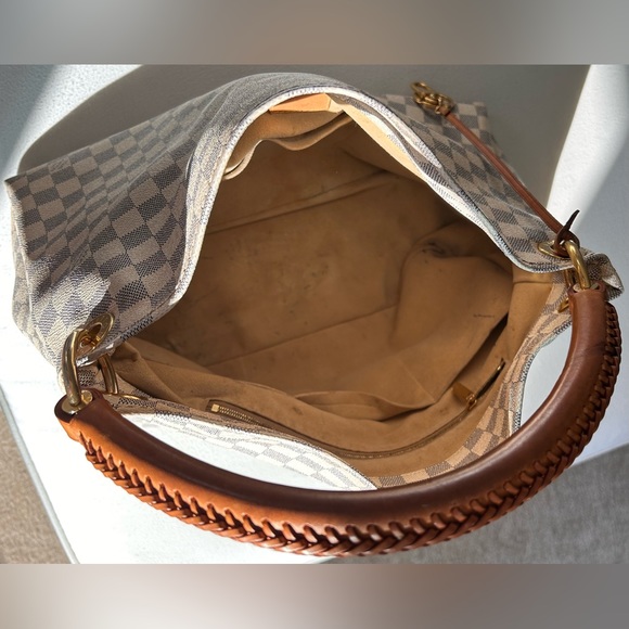 Louis Vuitton Damier Azur Artsy MM - Picture 9 of 11
